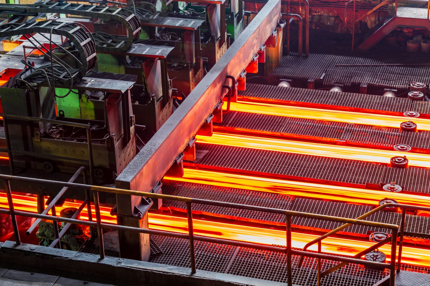 Kotak Alts invests INR 750 crore in Lloyds Metals